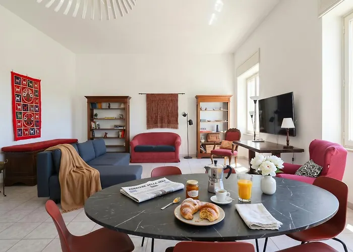 Trastevere Chic 2 - Near Center & Station Apartment *