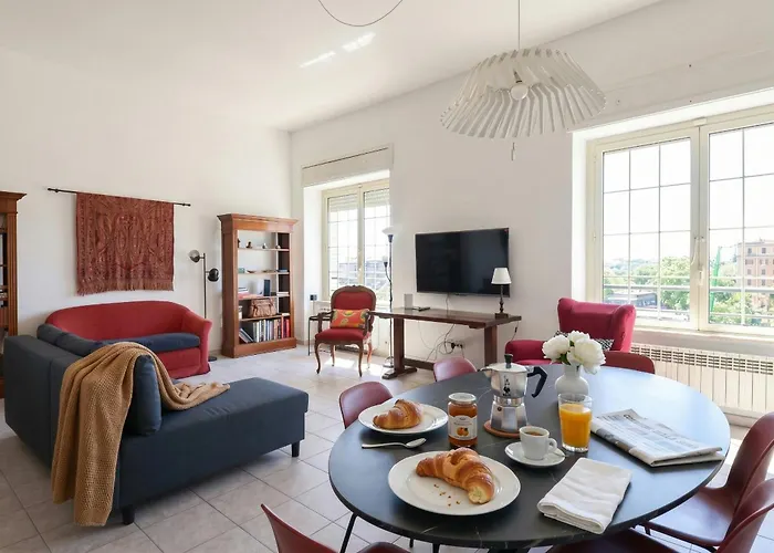 Apartment Trastevere Chic 2 - Near Center & Station